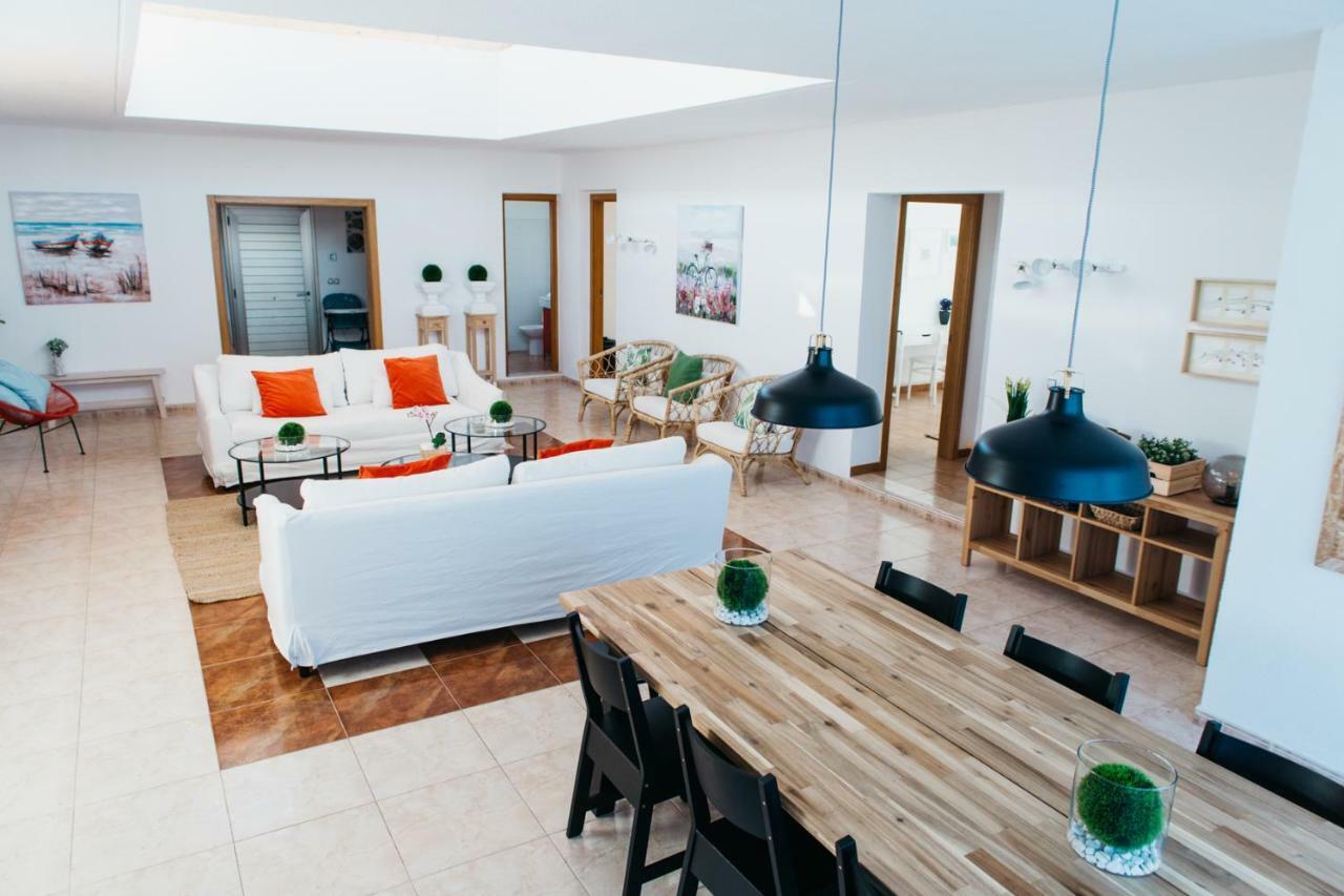 Eco Villa White Suite With Climatized Pool Caleta De Fuste Exterior photo